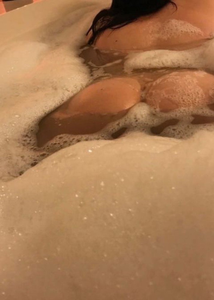 Индивидуалка Адель главное фото в городе Глазов 