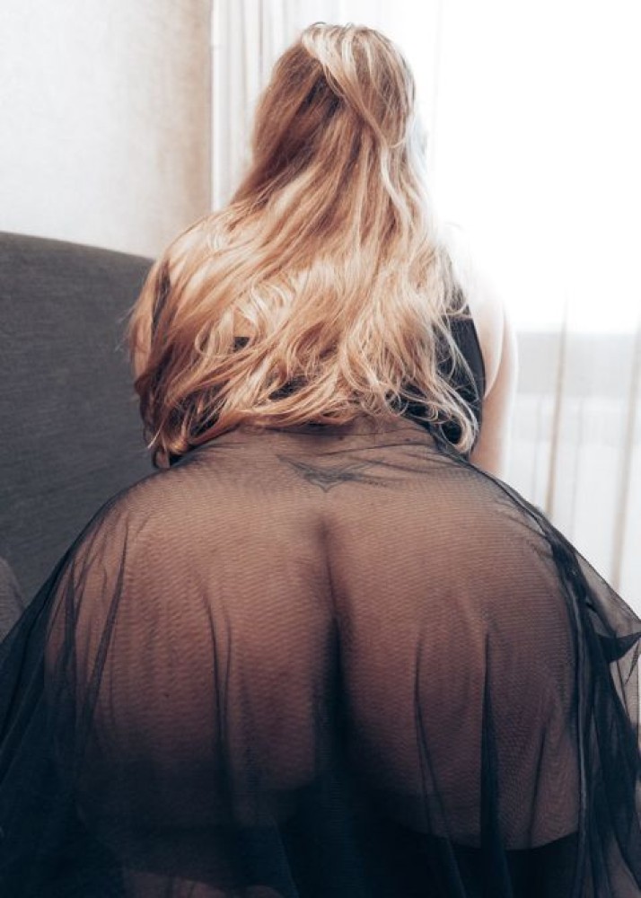 Индивидуалка Алёна фото № 2 в городе Глазов